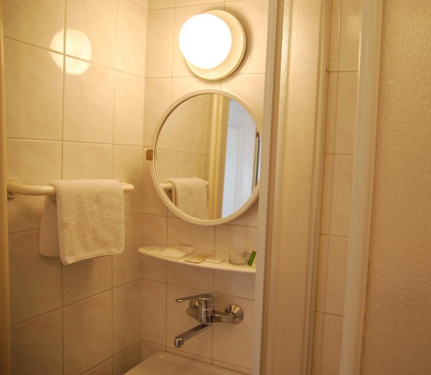 Hotel Swiatowit Lodz  Room photo